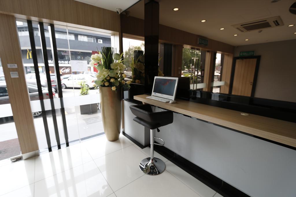 Hotel 99 Ss2 Petaling Jaya Dış mekan fotoğraf